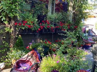 909 E 3rd St, Moscow, ID 83843