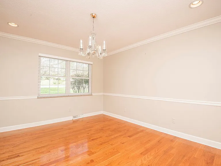 3924 Arline Dr — Photo 12