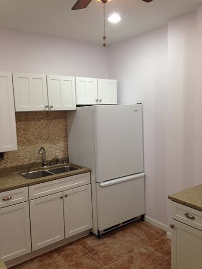 1st image of 6340 N Lincoln Ave
