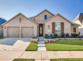 1509 13th St, Roanoke, TX 76226