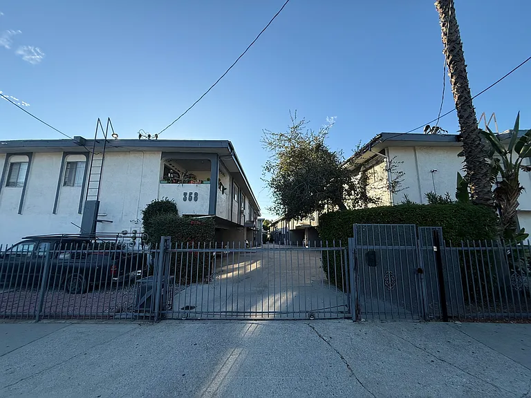 358 Leslie Way #4B — Photo 14