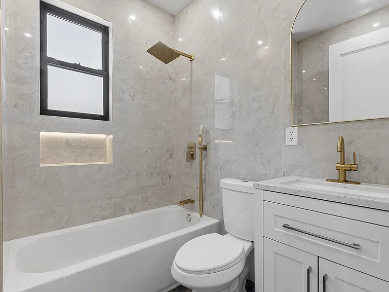 548 Lakes Rd — Photo 31