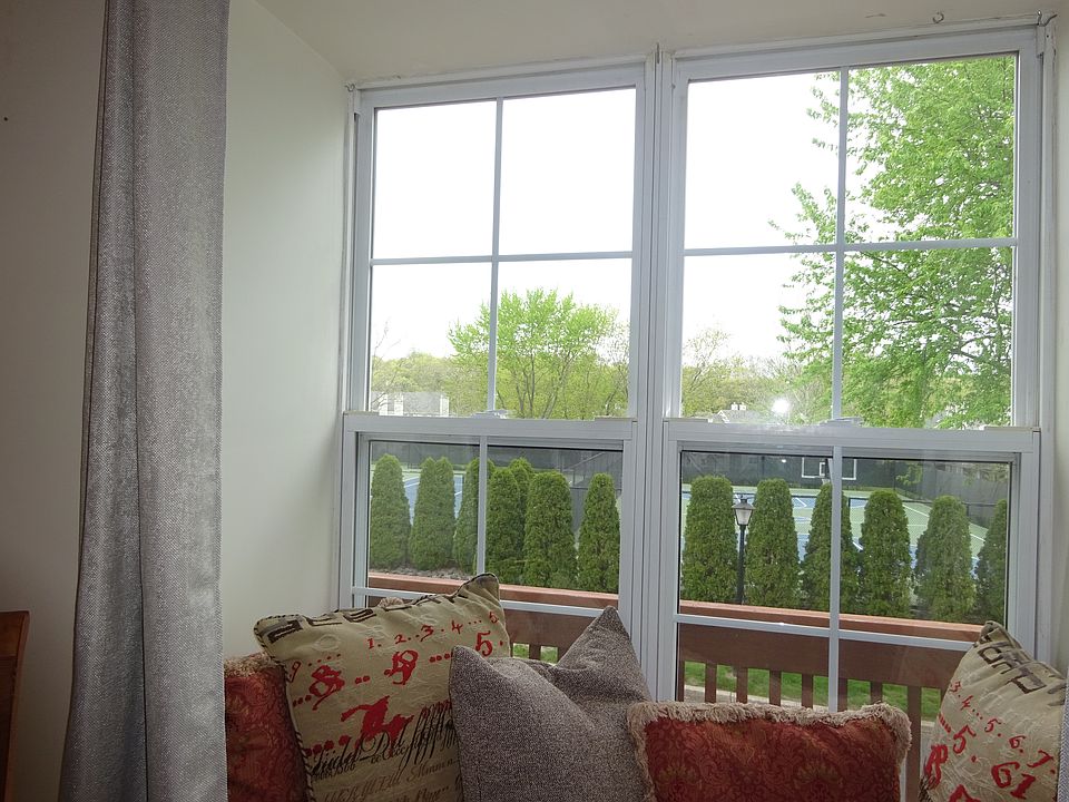 Kitchen Window (1st floor)
