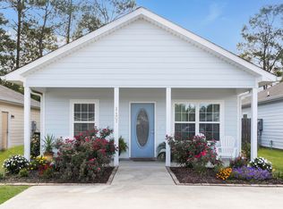 17301 Avondale Cir, Diberville, MS 39540