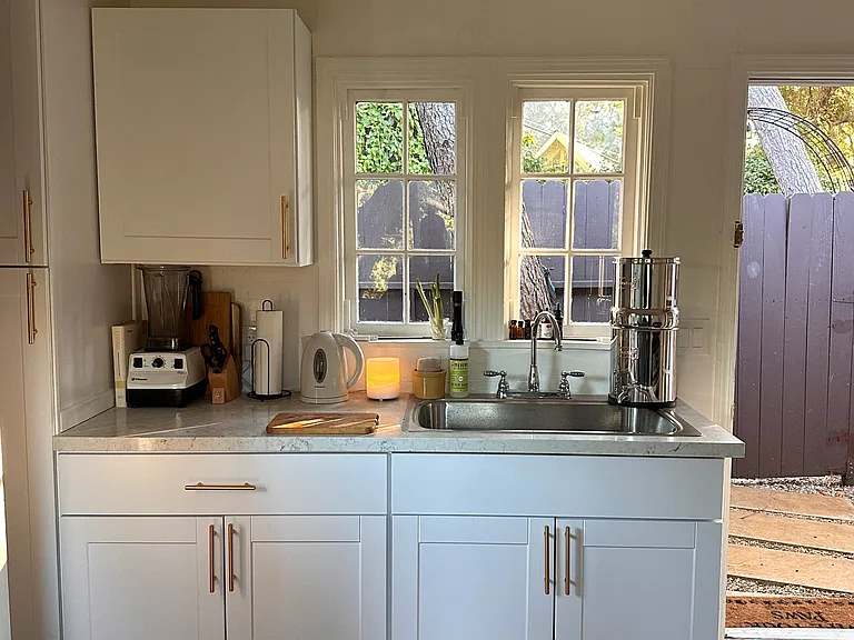 21682 Encina Rd — Photo 1