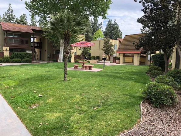 2909 E Huntington Blvd #232, Fresno, CA 93721