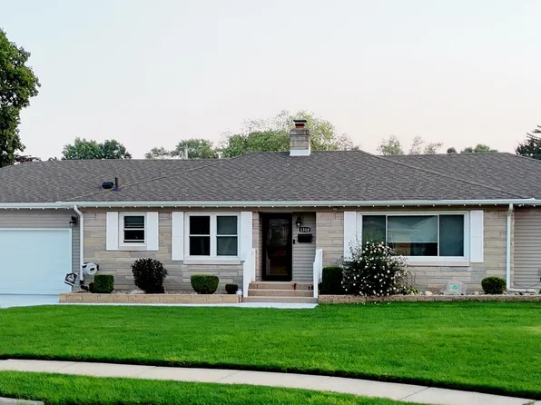 1310 Wright Ave, La Porte, IN 46350