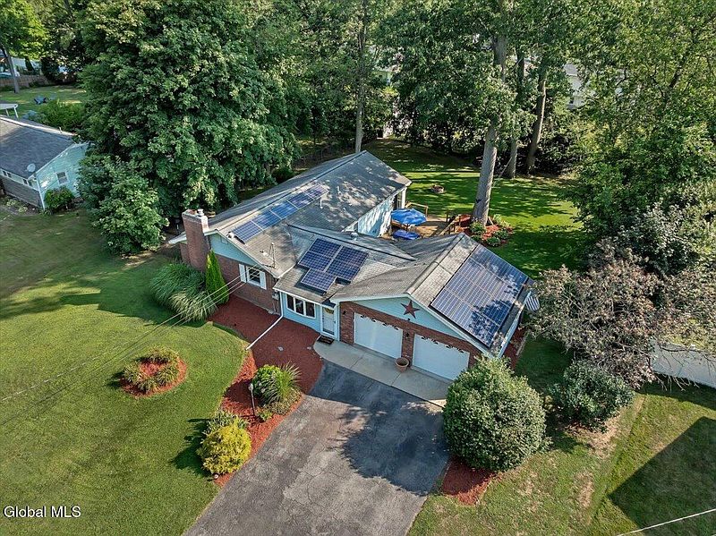 3rd image of 22 Ridgewood Lane