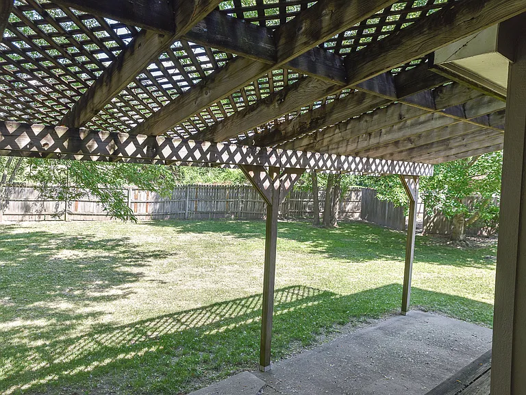 3636 Winchester Dr — Photo 19