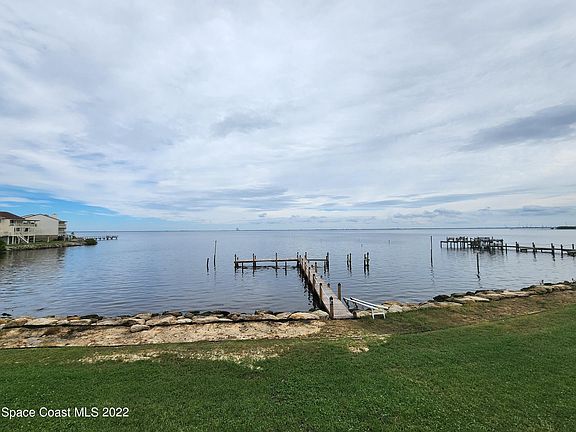 2nd image of 5081 Riveredge Dr #5