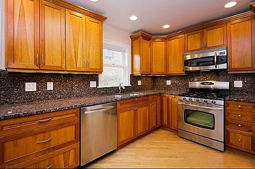 5th image of 9838 N Karlov Ave