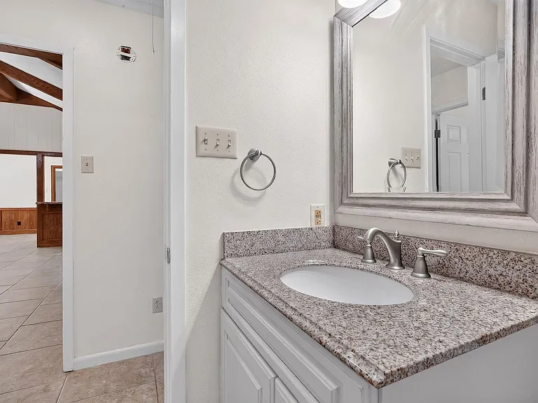 2614 Spicewood Ct — Photo 26