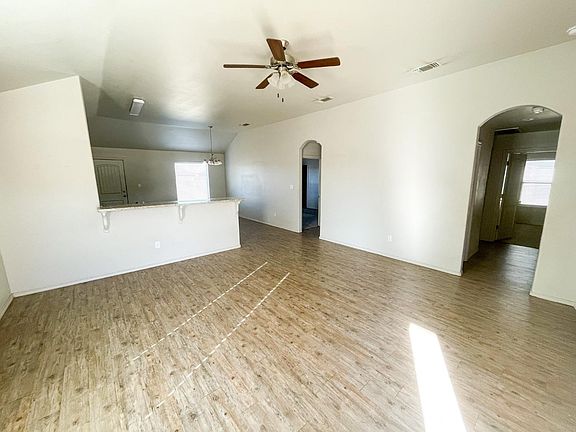 3rd image of 1414 Kingston St