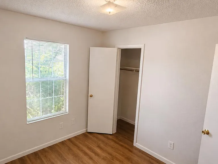 4311 Mustang Dr — Photo 8