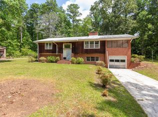 433 Ellies Ln, Anniston, AL 36207