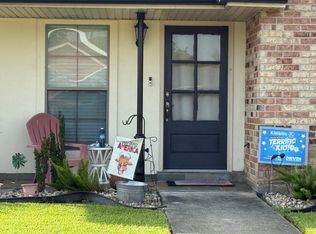 (Undisclosed Address), Violet, LA 70092