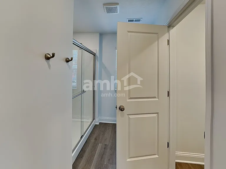 206 Rustic Barn Ct — Photo 13