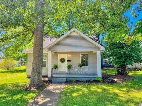 104 S 14th St, Murray, KY 42071