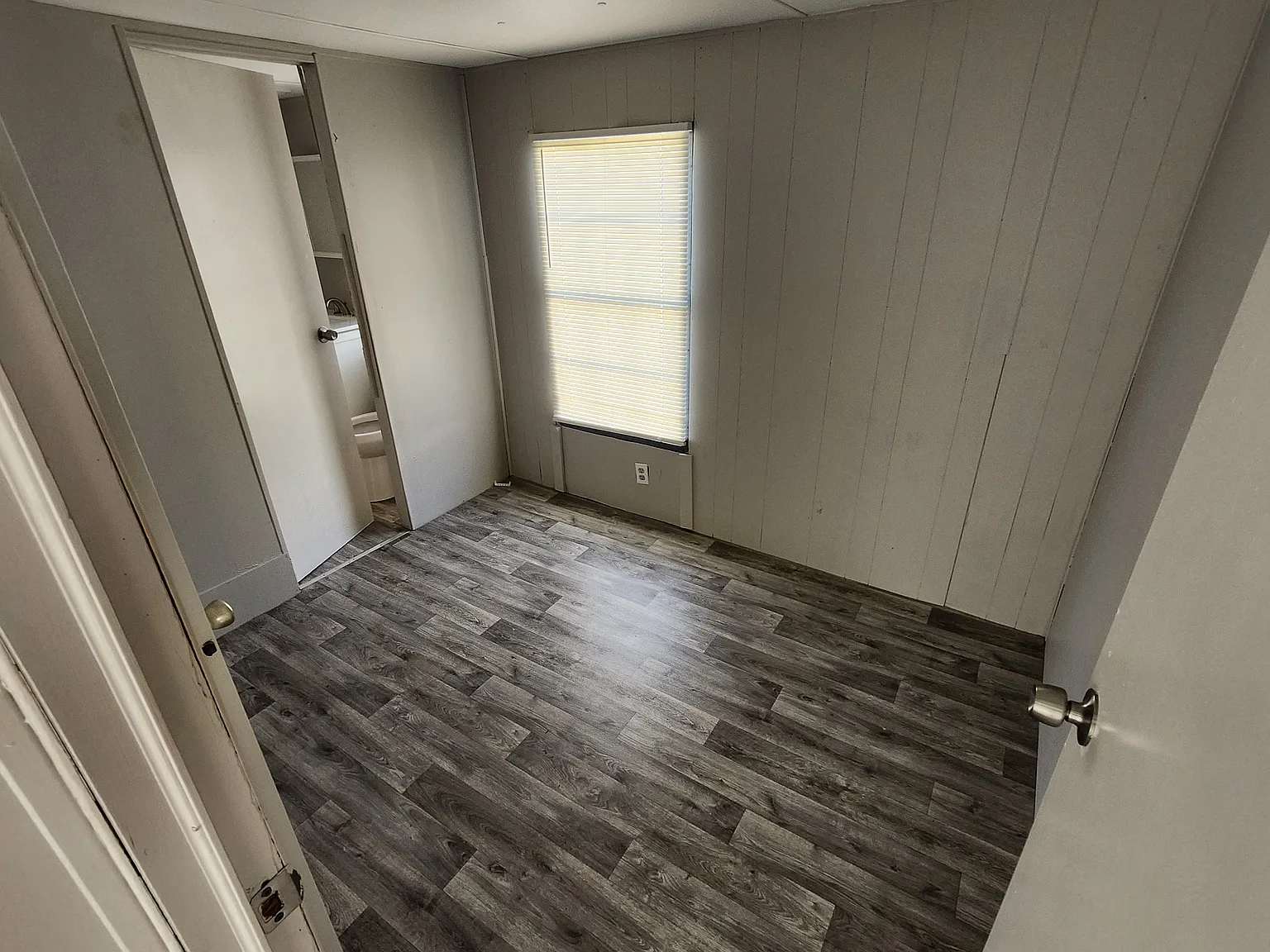 3 bed, 1200 sqft, $1,245 — Photo 4