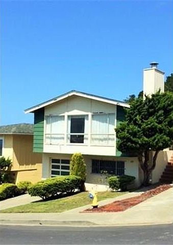 1st image of 30 Seacrest Ct