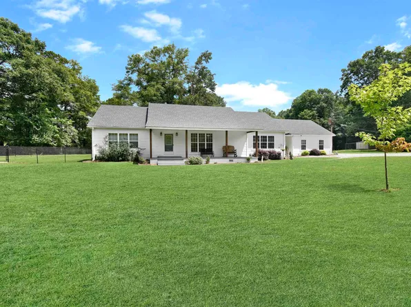 2800 4th Ave N, Clanton, AL 35045