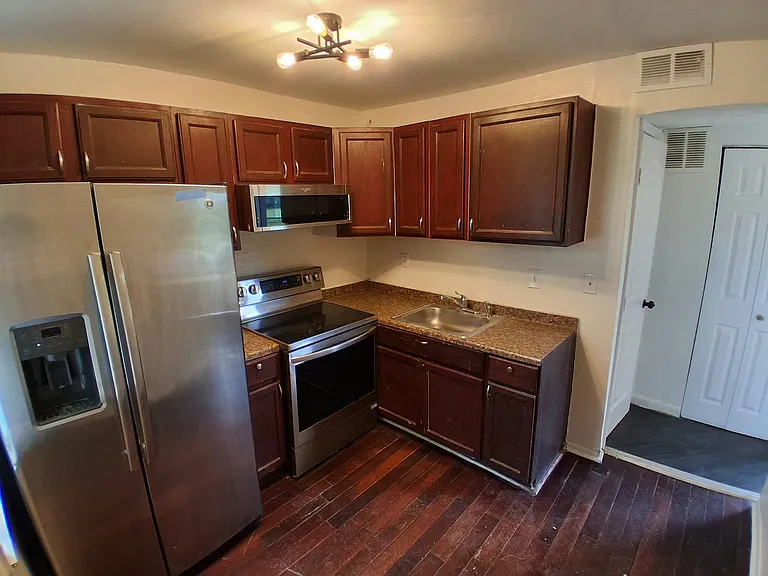 519 Cherry Hill Rd — Photo 6