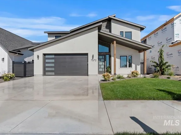 7672 W Old School St, Meridian, ID 83646