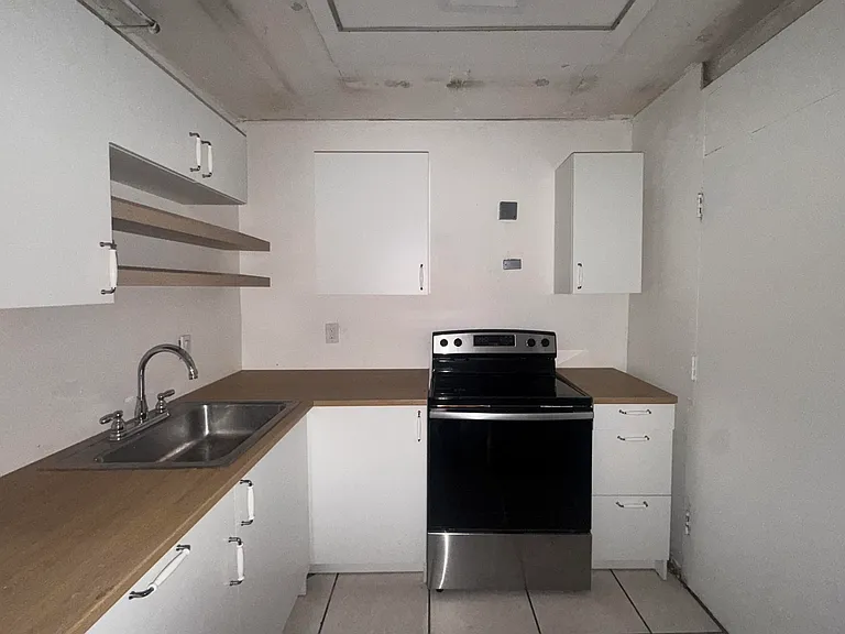 15600 NW 7th Ave #303 — Photo 9