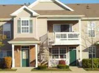 1584 Skyridge Dr UNIT 2, Crystal Lake, IL 60014