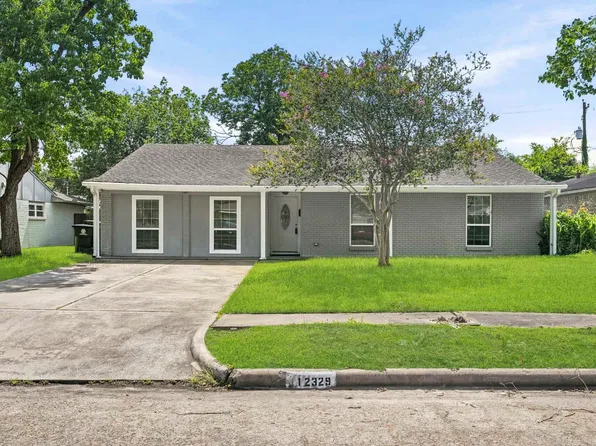 12329 Ashcroft Dr, Houston, TX 77035
