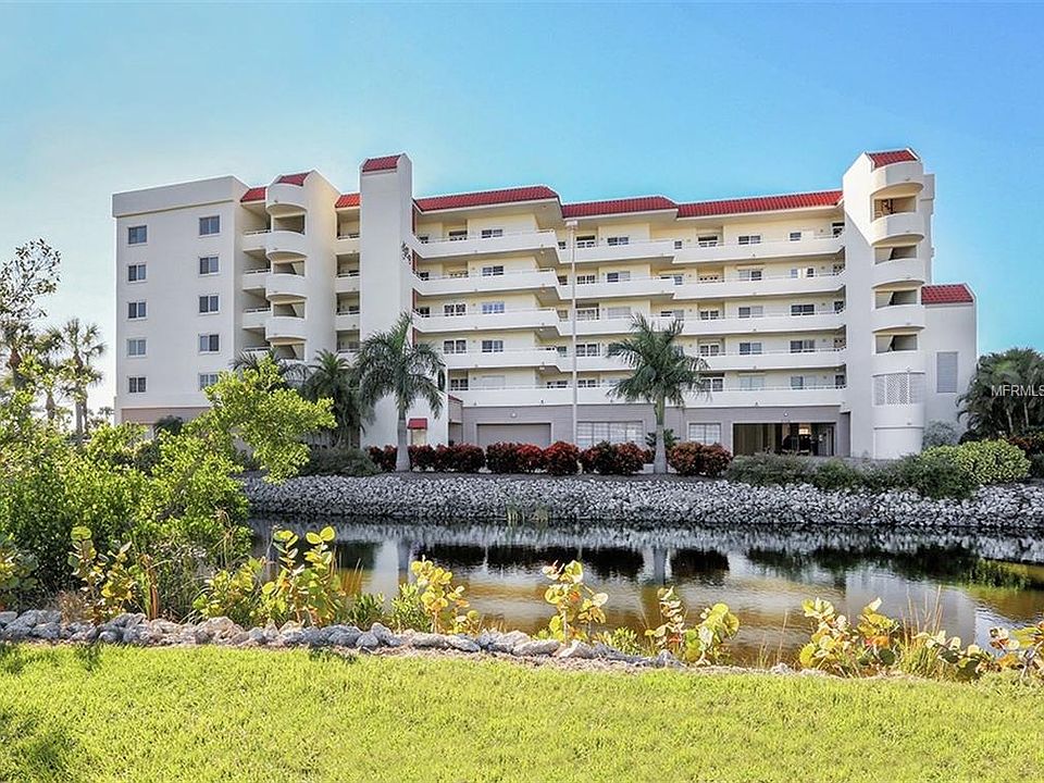 1st image of 550 Flamingo Dr #205