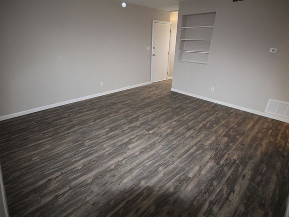 4th image of 451 Alden Ave APT 3