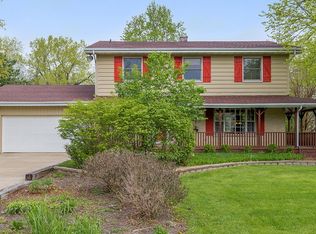 21W766 Park Ave, Lombard, IL 60148