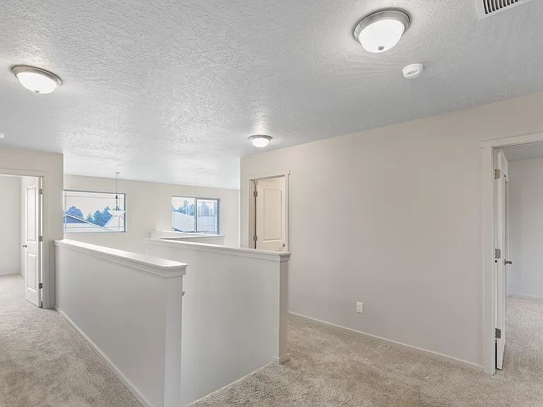 505 N Arc Ct — Photo 18