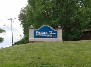 417 Orchard Trace Ln APT 5, Charlotte, NC 28213