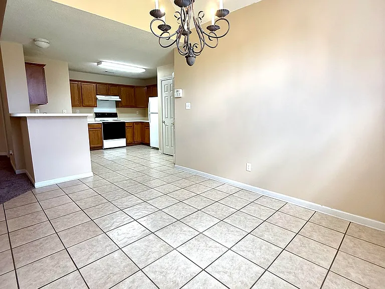 9192 Speerberry Ln — Photo 4