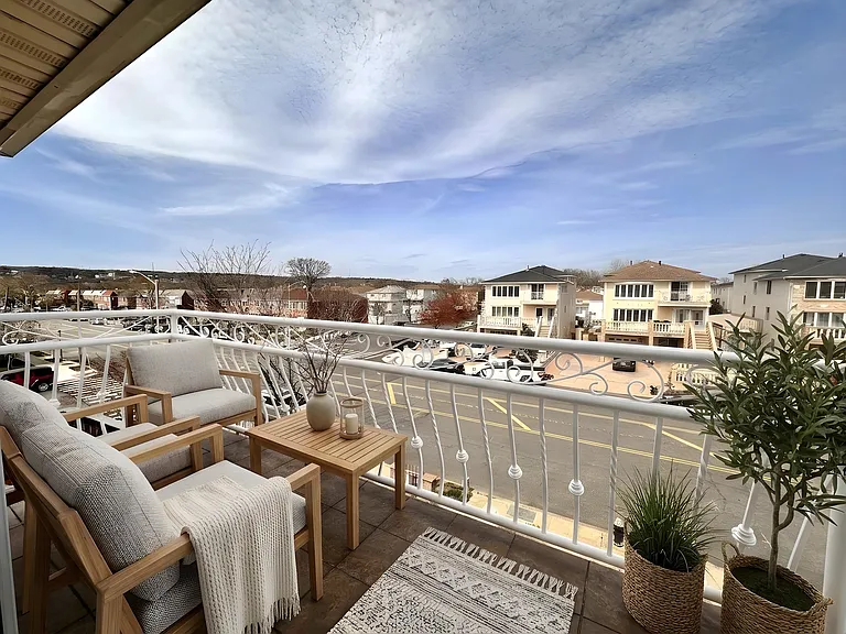 424 Jefferson Ave #3 — Photo 11