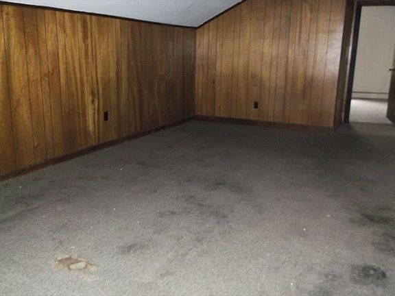 Additional Living Room