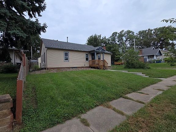 2nd image of 3620 Rollins Ave