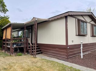 1012 S Alder Loop, Kennewick, WA