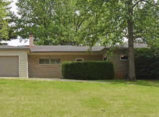 8021 Neu Rd, Evansville, IN 47720