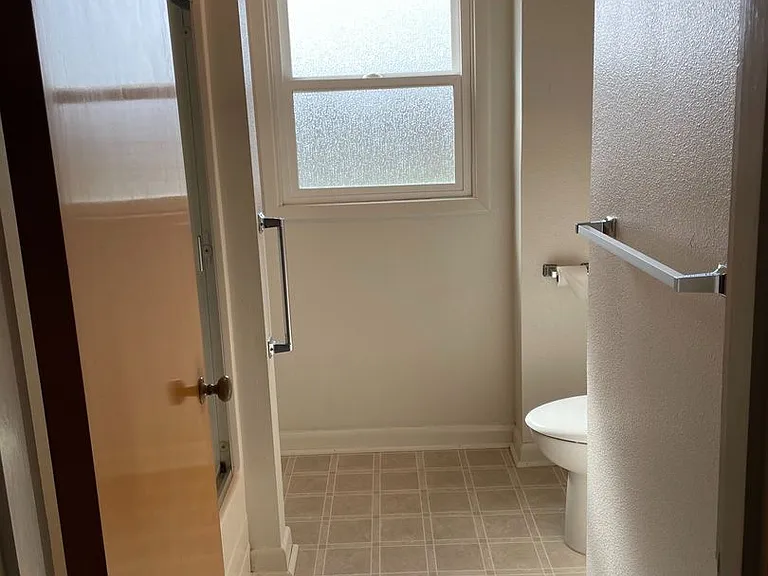 9945 SE Wallace Rd — Photo 11
