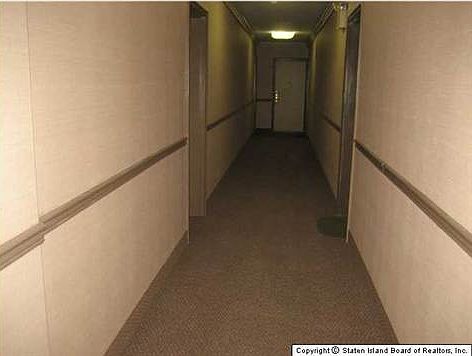 3rd image of 850 Howard Ave APT 2J