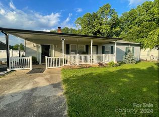 313 Summers Rd, Morganton, NC 28655
