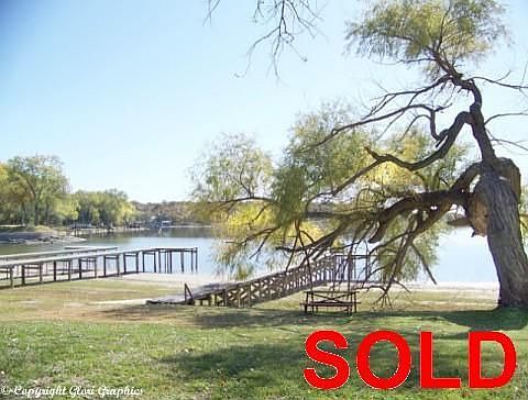 1st image of 1223 E Lake Dr