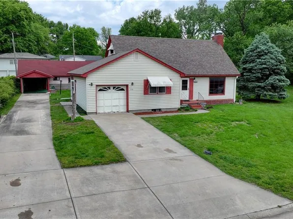 510 Vilas St, Leavenworth, KS 66048