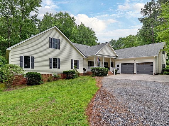 2nd image of 6554 Honeycutt Ln