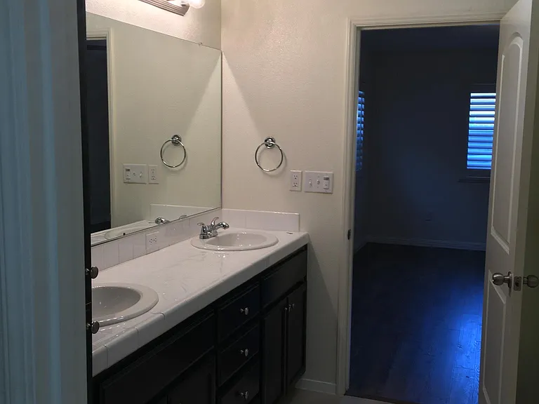476 Descanso Bay Ct — Photo 9