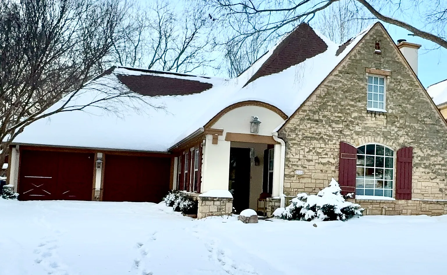 3116 N Madison Ct — Photo 2