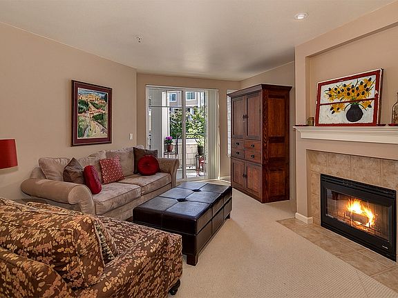 2nd image of 1525 NW 57th St Unit 322